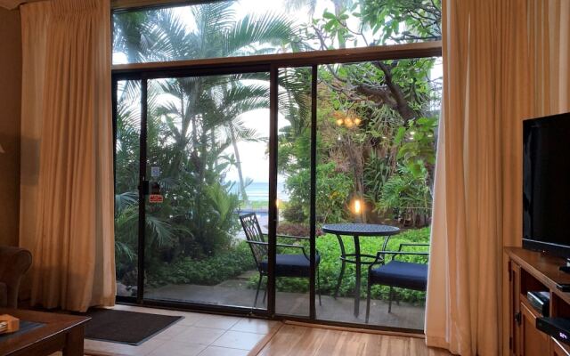 Hale Mahina #b101 1 Bedroom Condo by RedAwning