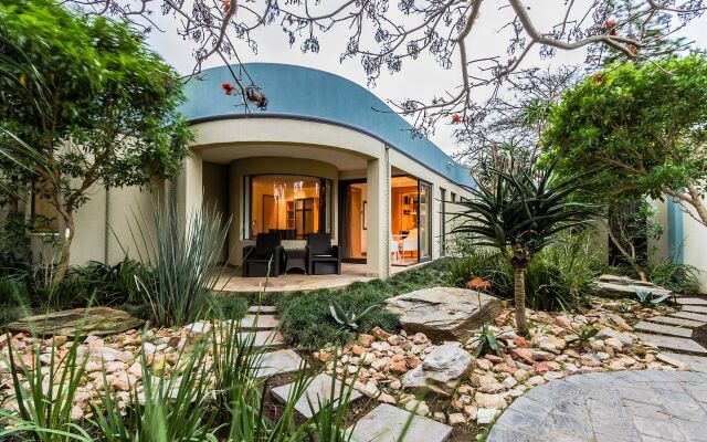 No5 Boutique Art Hotel by Mantis