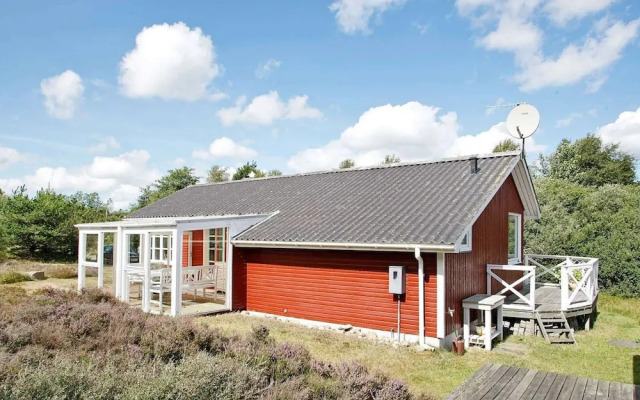 6 Person Holiday Home in Albaek
