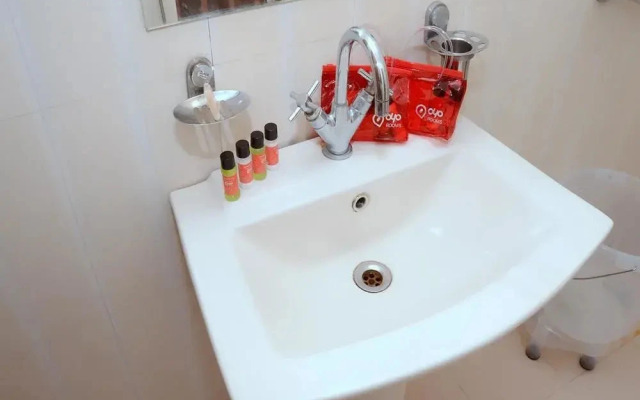 OYO Flagship 190 Gomti Nagar