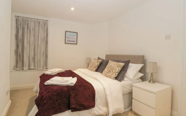 4 Barton Cottages