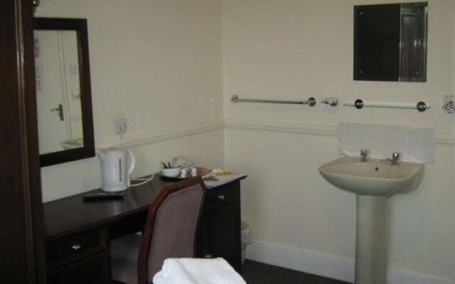 Rose & Crown Hotel
