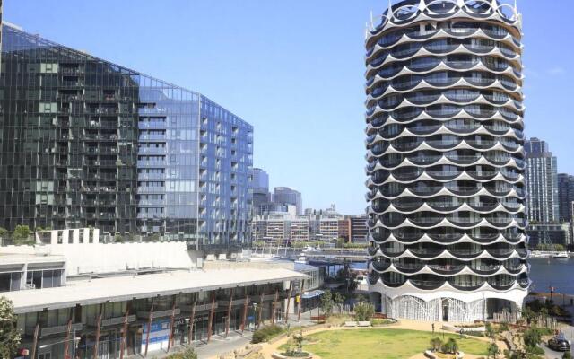 Docklands Luxury Penthouse Right Above The District Docklands