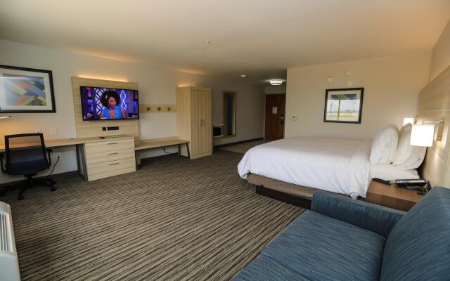 Holiday Inn Express : Hillsboro I-35, an IHG Hotel