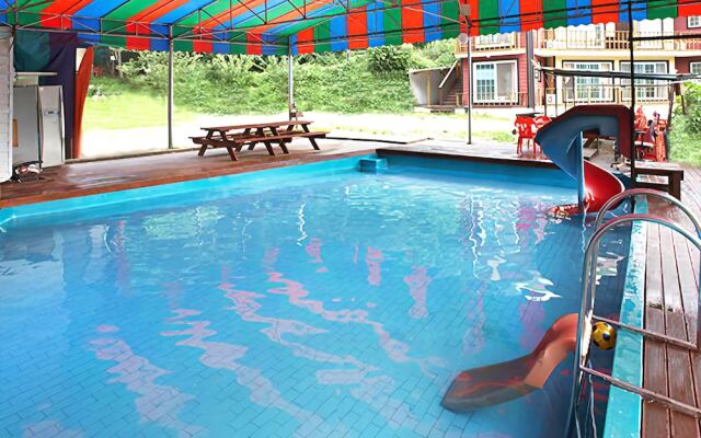 Gapyeong Evergreen Villa Pension