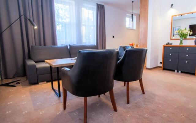 Warsaw - Apartments Apartamenty Sadyba