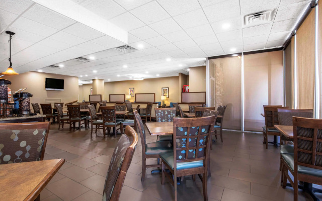 Comfort Inn Memphis Downtown