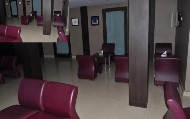 The Crescent Express Hotel Sriperumbudur