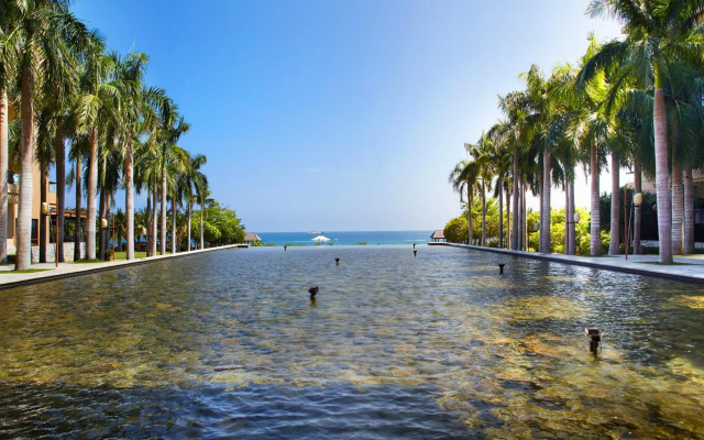Yalong Bay Mangrove Tree Resort
