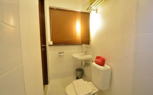 ZEN Rooms Kemang Ampera