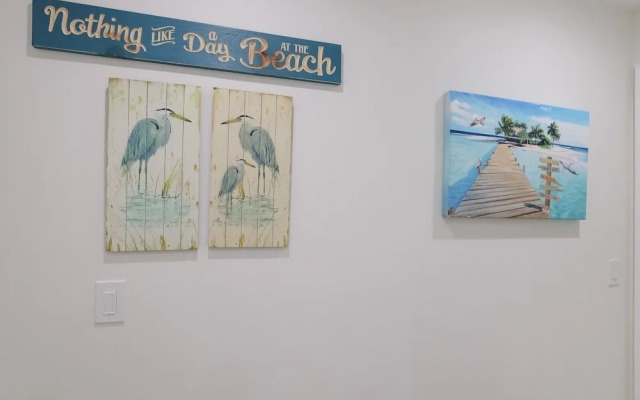 Surf Riders 4 Bedroom Home