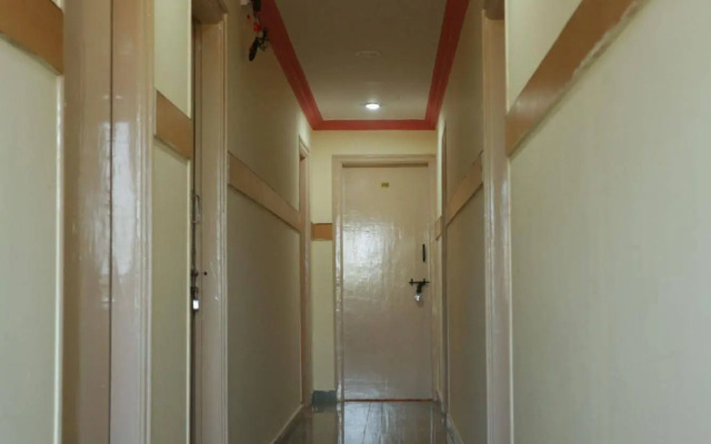 Ample Inn