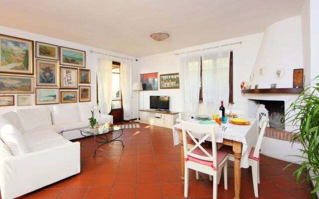 House Olivo Massarosa