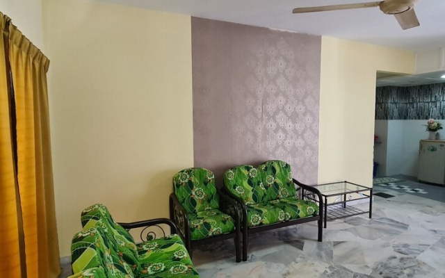 OYO Home 90365 Rohaya Ram @ Marina View Villas – Guest Rooms – Port Dickson