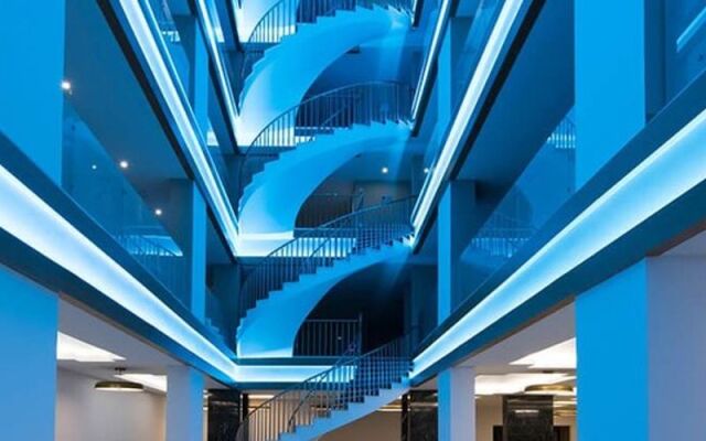 Simurg Halal Luxury Hotel