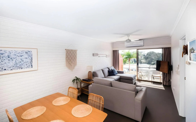 Mollymook Seascape Motel & Apartments