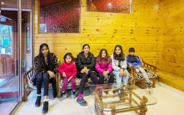 Hotel Monarch Residency Manali