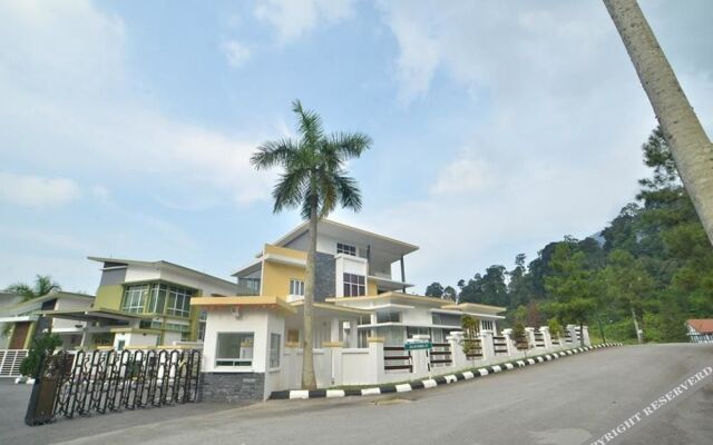Rafflesia Villa @ Rainforest Sanctuary