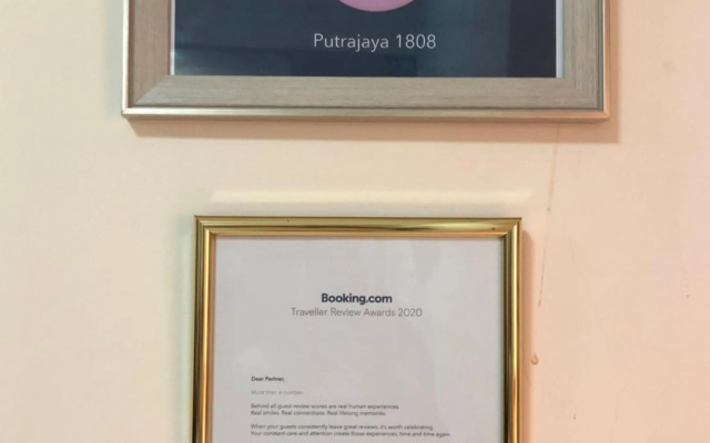 Putrajaya 1808 Homestay