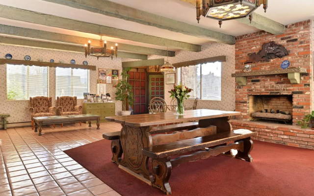 Svendsgaard's Danish Lodge Americas Best Value Inn