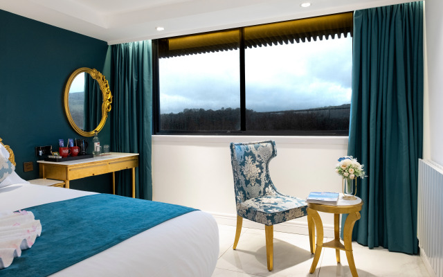 Muthu Glasgow River Hotel