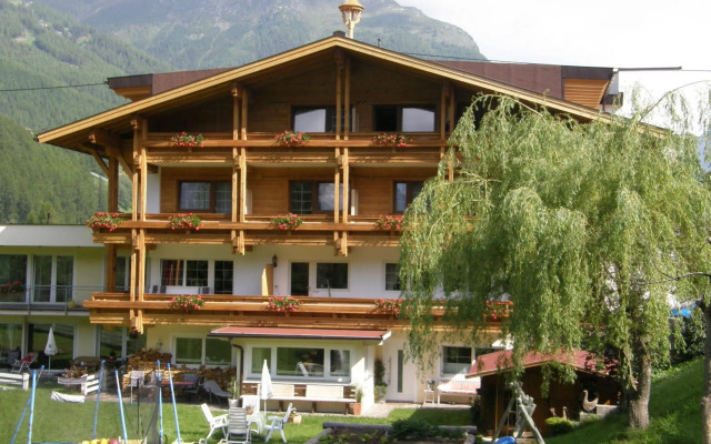 Pension Sportalm