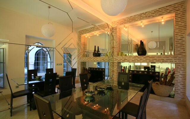 Riad Infinity Sea