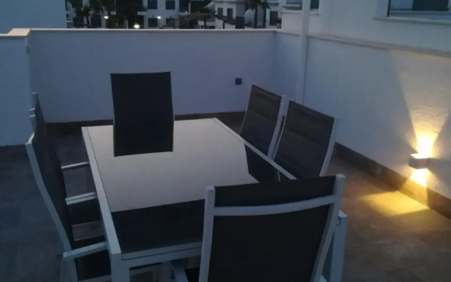 Lamar House