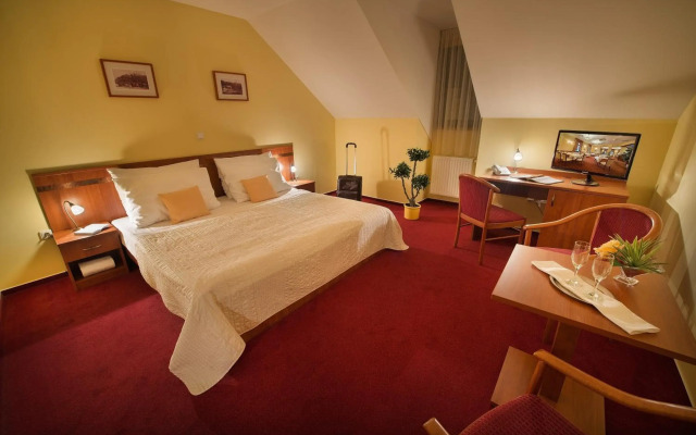 Hotel Podhrad