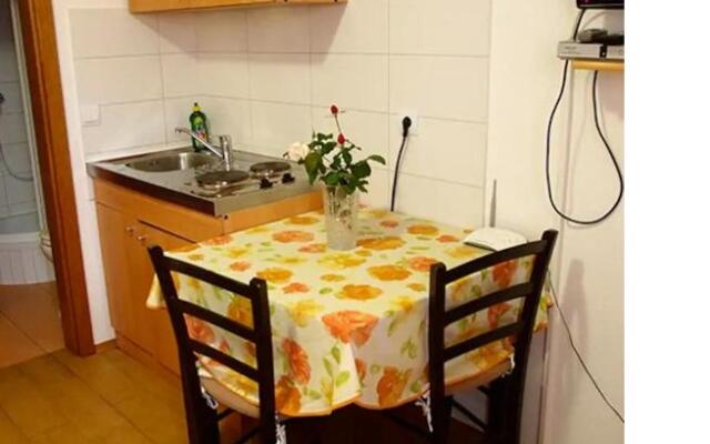 Apartment for two near sea