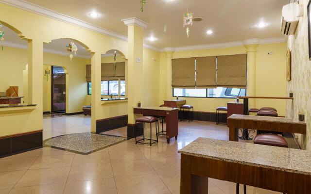 RedDoorz Plus near Ancol