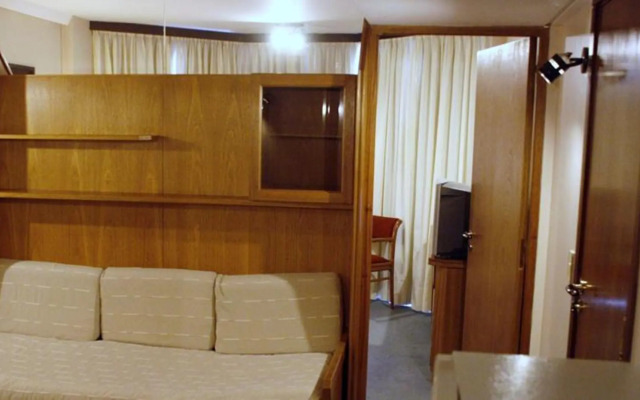 Primacy Apart Hotel