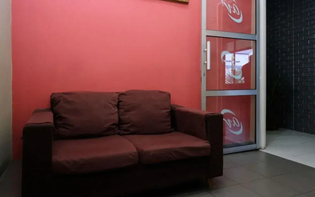 Oyo 1012 Stada Hotel