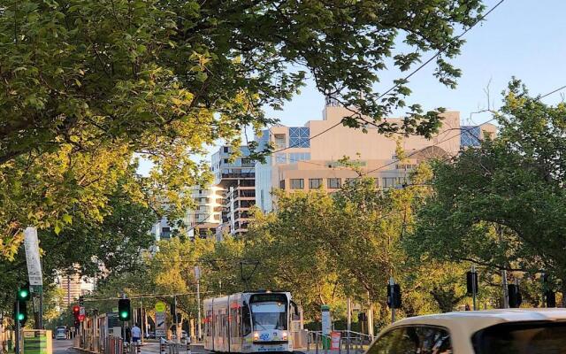 Fawkner Apartment Bay-view 5