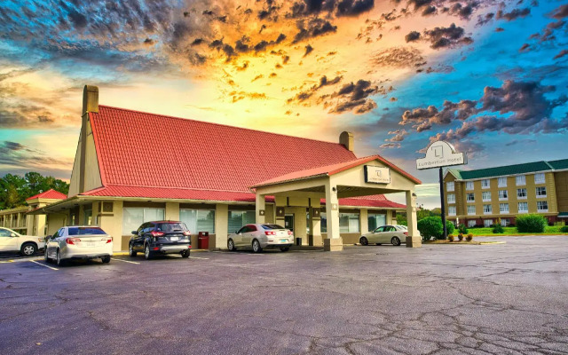Ramada by Wyndham Lumberton