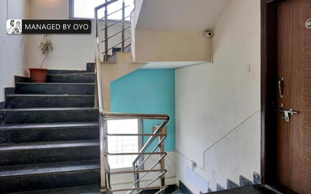 Super OYO Townhouse 1218 Imperial Inn