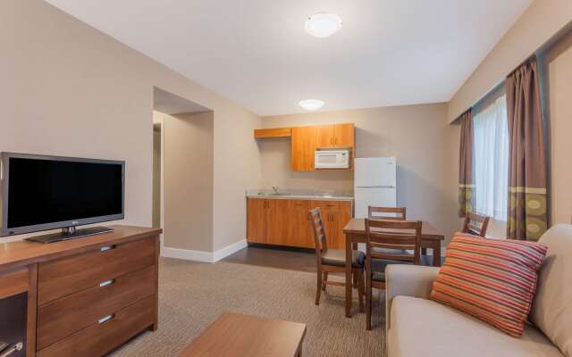 Super 8 by Wyndham Abbotsford BC