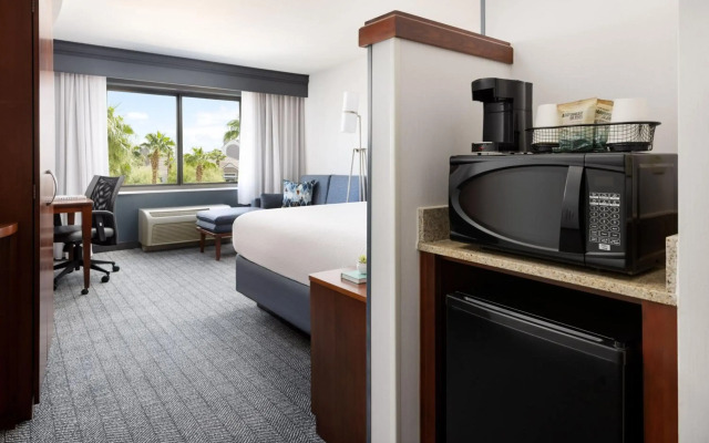 Courtyard By Marriott Las Vegas Stadium Area