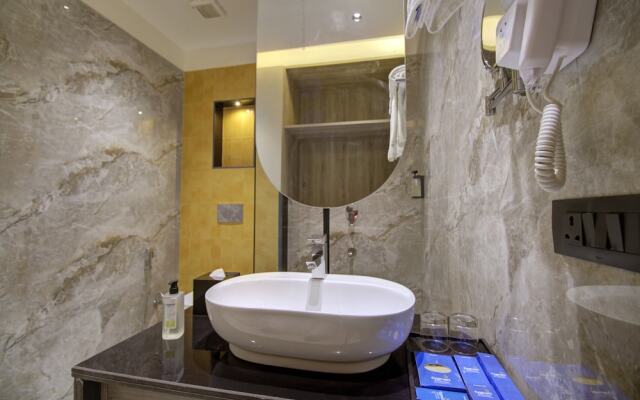 Cygnett Collection KK Hotel