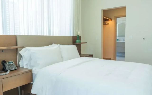 Arcadia Condo Suites