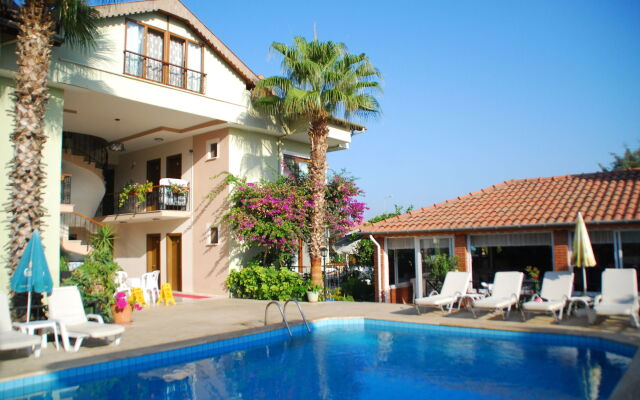 Crescent Hasirci Hotel