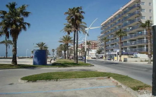 Apartamentos Papa Luna 3000