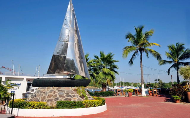 Marina Banderas Suites