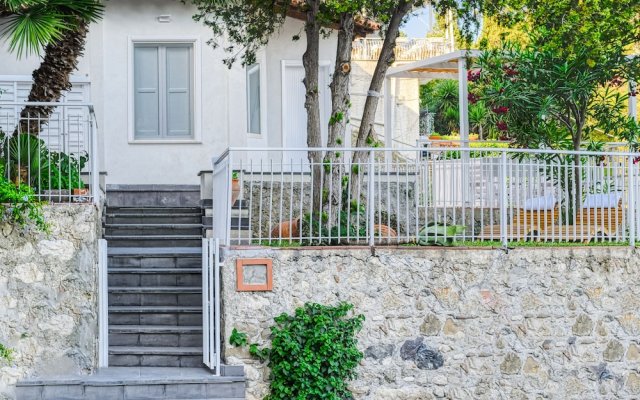 Taormina Isola Bella Apartment