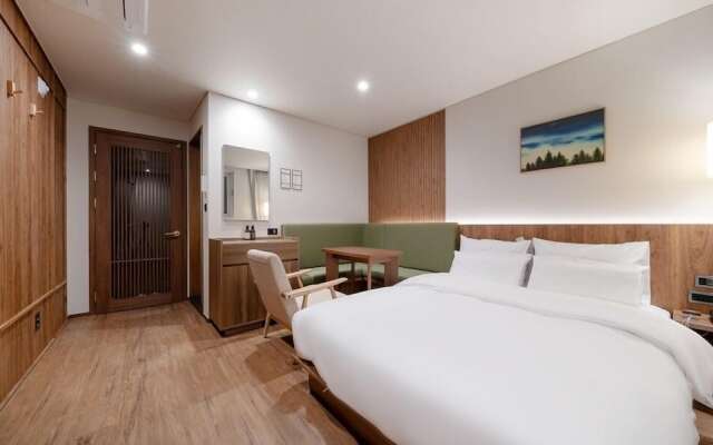 Simjak Hotel Dongtan By Aank