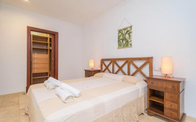 CA NA NYOLA - Apartment with terrace in Montuïri. Free WiFi