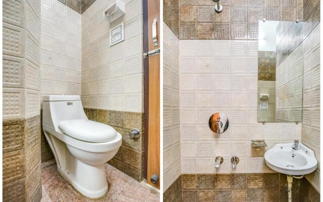 OYO 80485 Laser Tower Home Stay