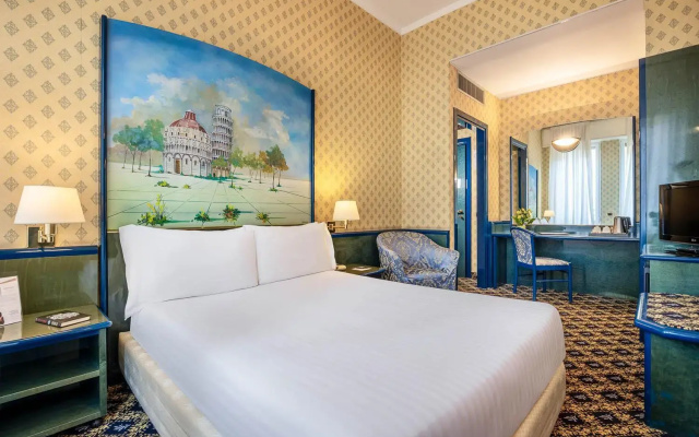 Отель iH Hotels Milano Ambasciatori