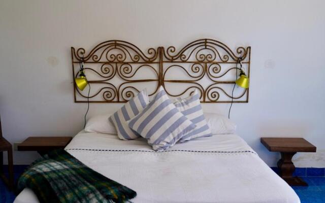 Two bedrooms Capri style home near Piazzetta