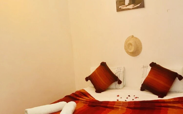 N12 Hostel